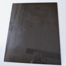 CFK-Platte 980x480x2 mm, beidseitig glänzend